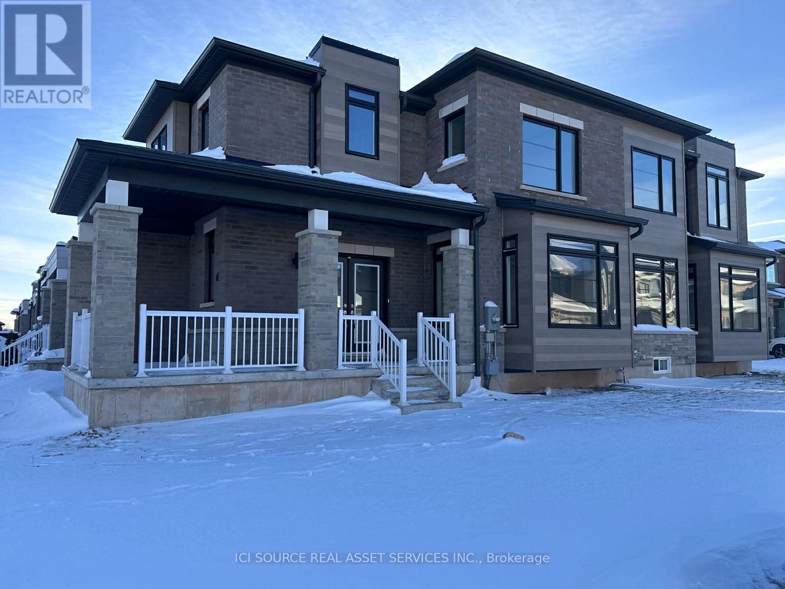 41 Bentgrass Drive, Welland, Ontario  L3B 0H4 - Photo 3 - X12698394