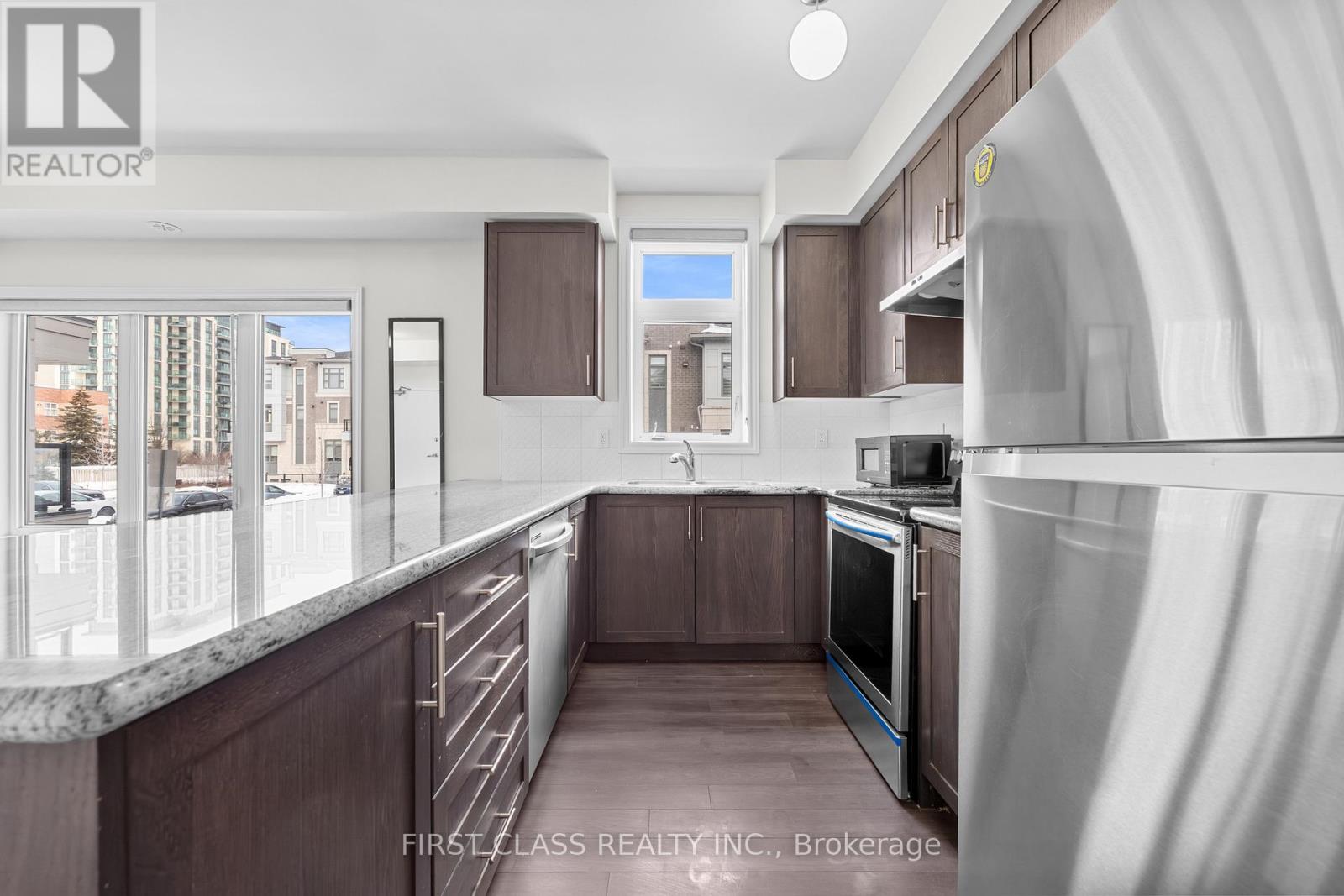 508 - 40 Halliford Place, Brampton, Ontario  L6P 4R1 - Photo 9 - W12727018