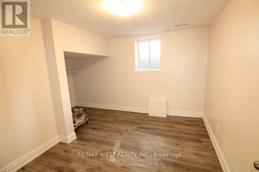 Upper - 53 Sutherland Avenue, Brampton, Ontario  L6V 2H6 - Photo 15 - W12727026