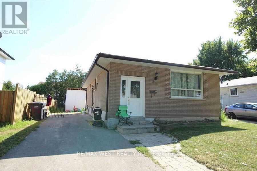 Upper - 53 Sutherland Avenue, Brampton, Ontario  L6V 2H6 - Photo 3 - W12727026