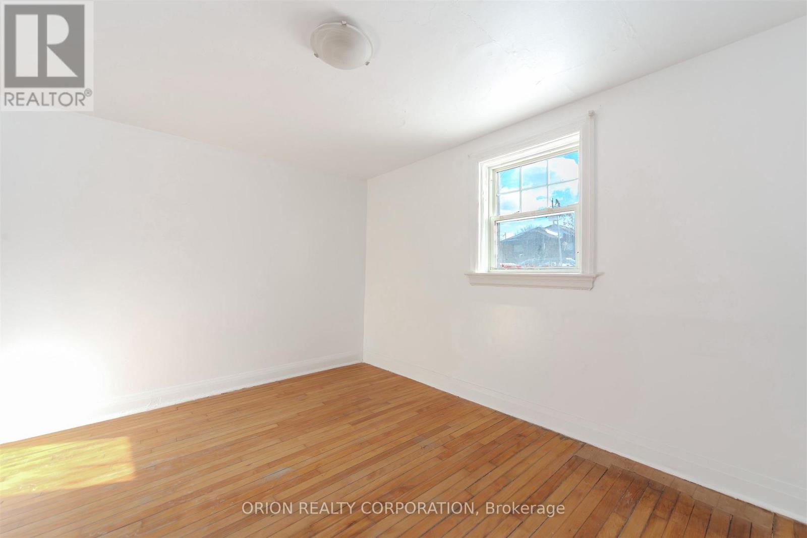 1 - 44 Emerald Crescent, Toronto, Ontario  M8V 2B6 - Photo 6 - W12727030