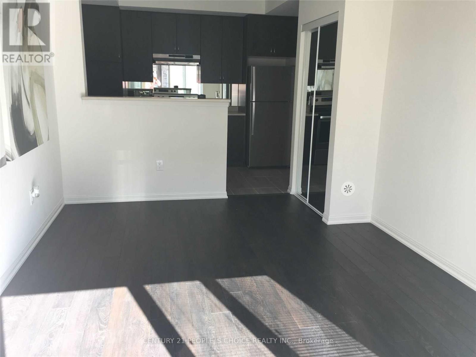 329 - 250 Sunny Meadow Boulevard, Brampton, Ontario  L7A 0A1 - Photo 4 - W12727034