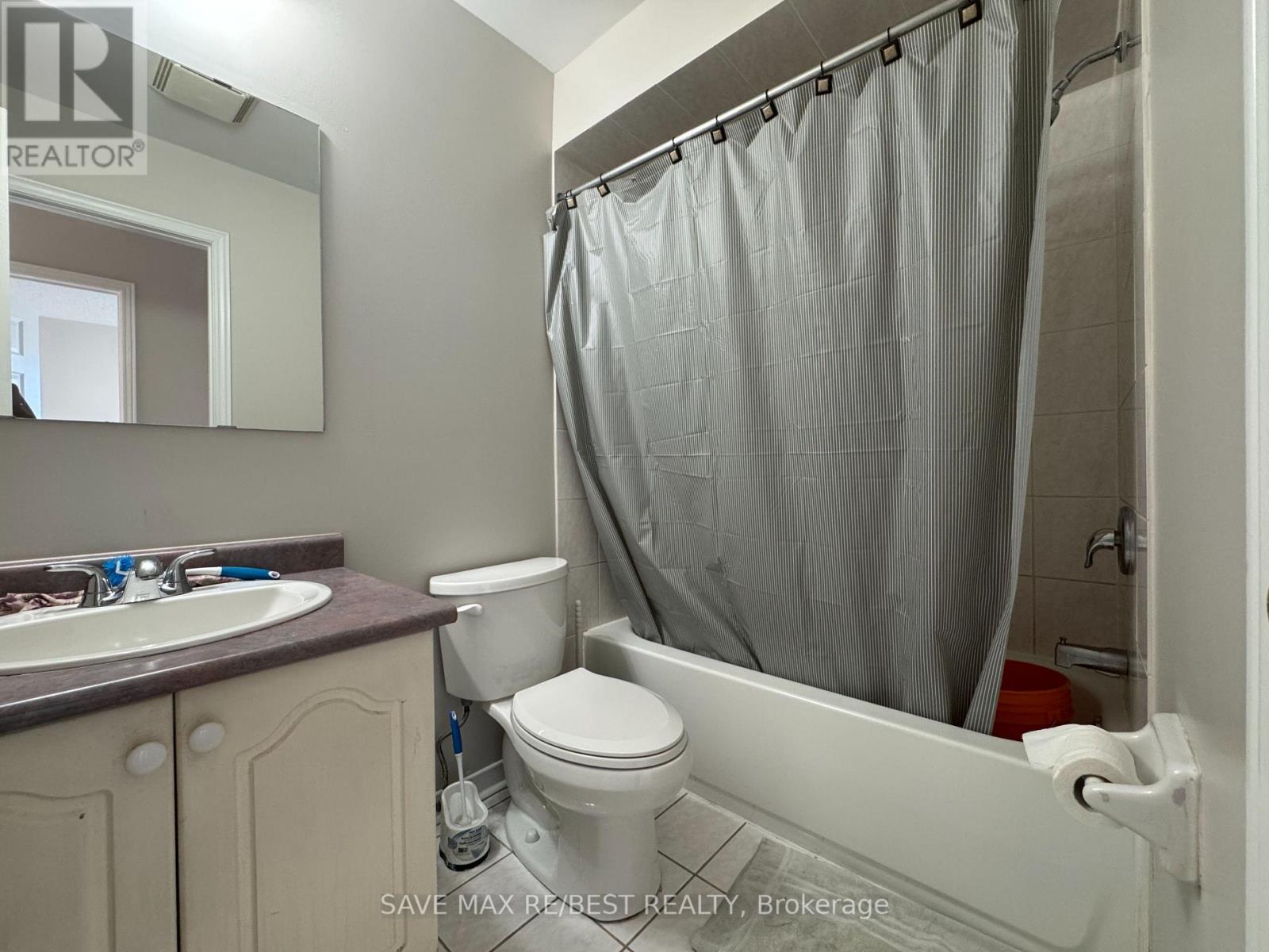 Main - 48 Zia Dodda Crescent, Brampton, Ontario  L6P 1J5 - Photo 11 - W12727058