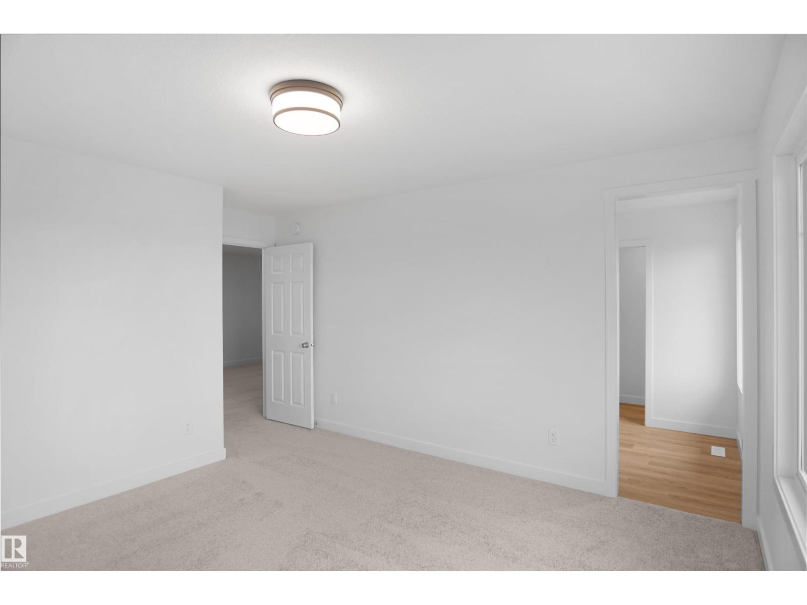 1031 14 Av Nw, Edmonton, Alberta  T6T 2R6 - Photo 19 - E4470983