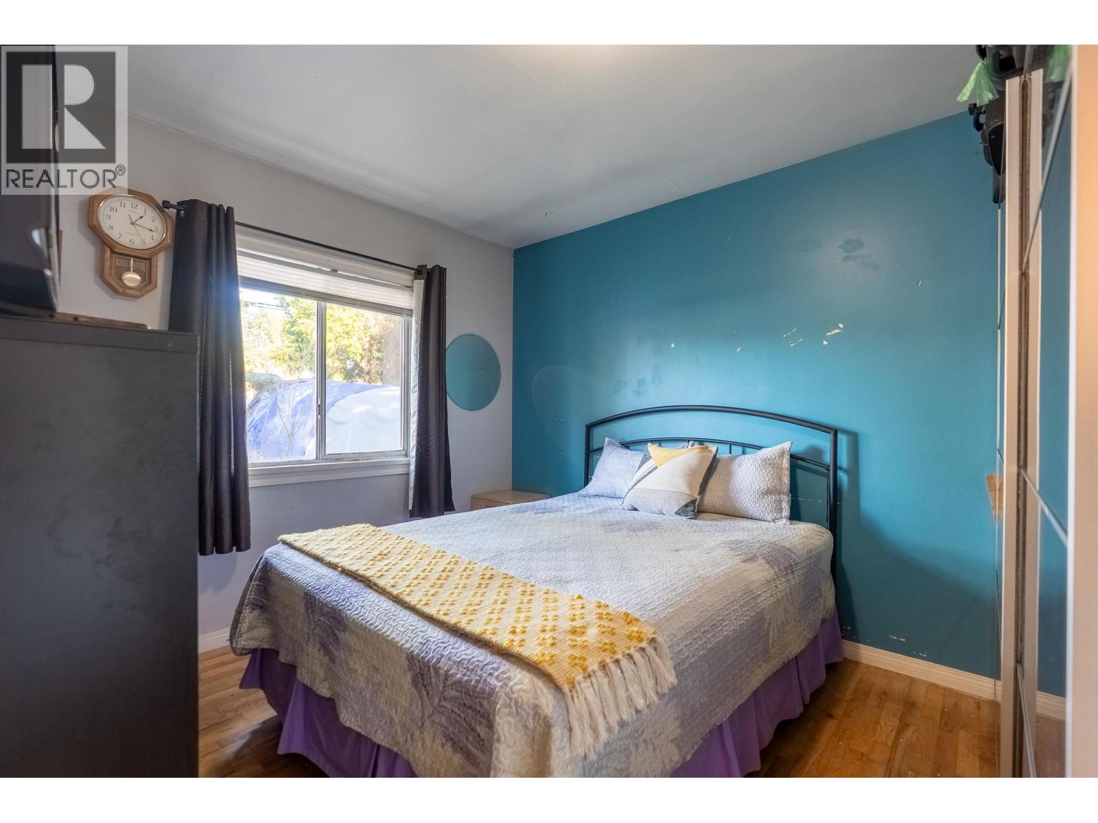 22023 Lougheed Highway, Maple Ridge, British Columbia  V2X 2S7 - Photo 16 - R3075295