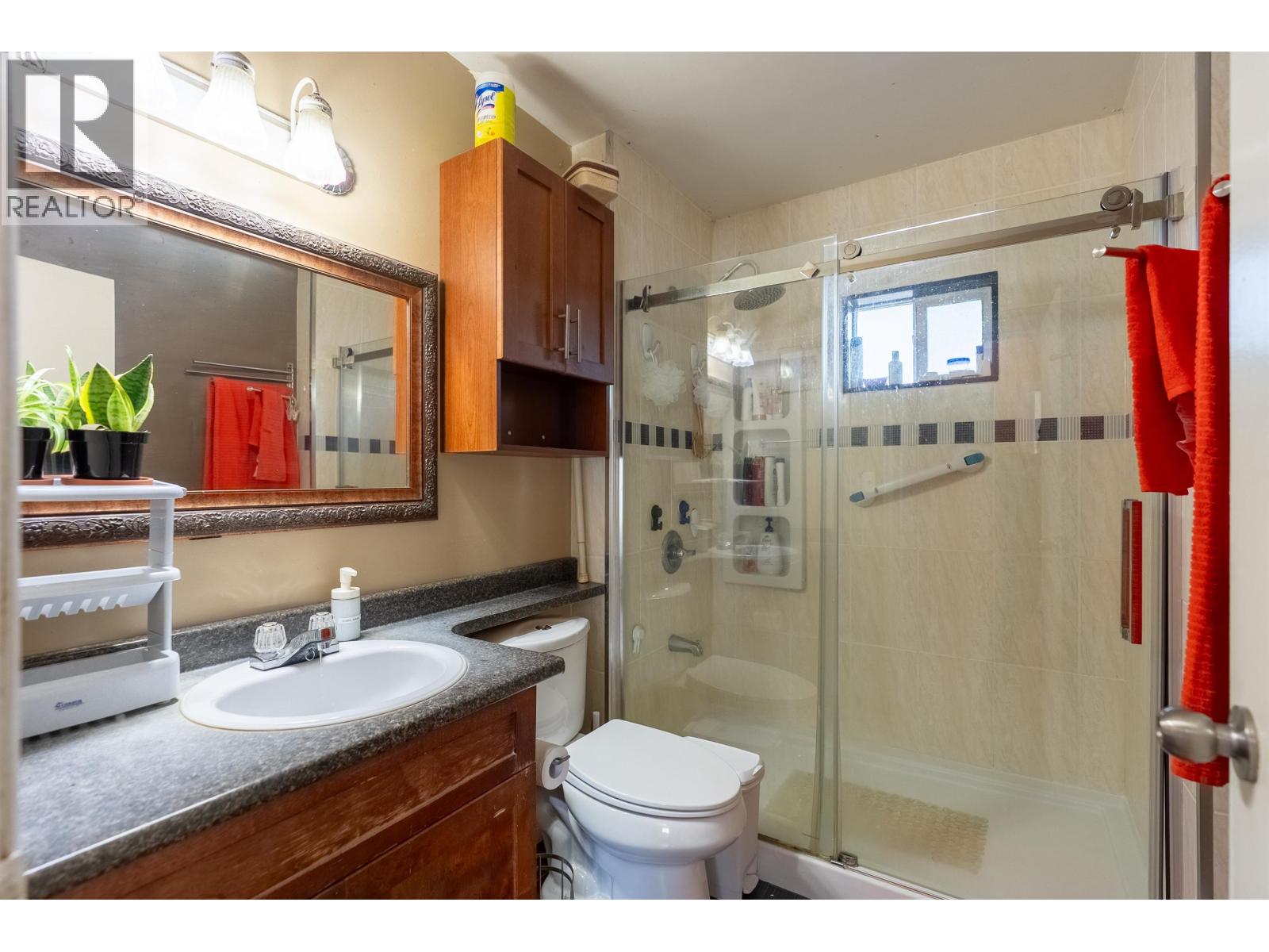 22023 Lougheed Highway, Maple Ridge, British Columbia  V2X 2S7 - Photo 19 - R3075295