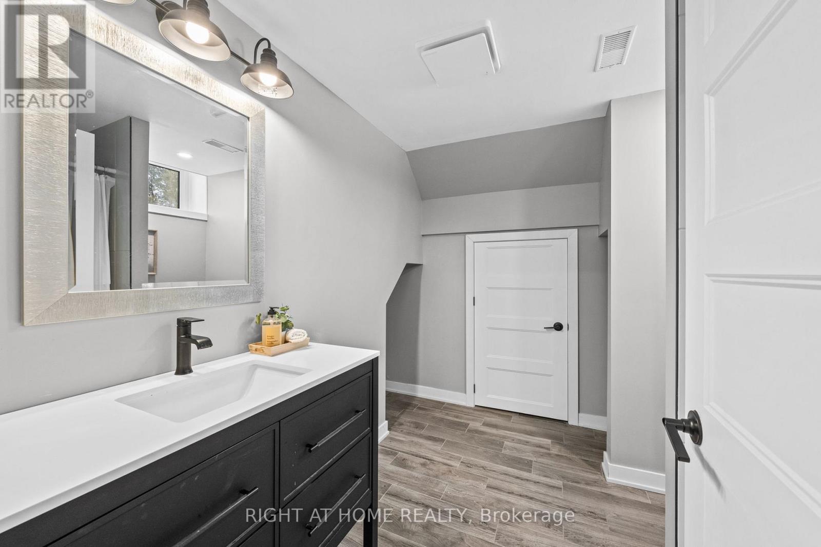 12 Butterfield Road, Ottawa, Ontario  K0A 3P0 - Photo 30 - X12727102