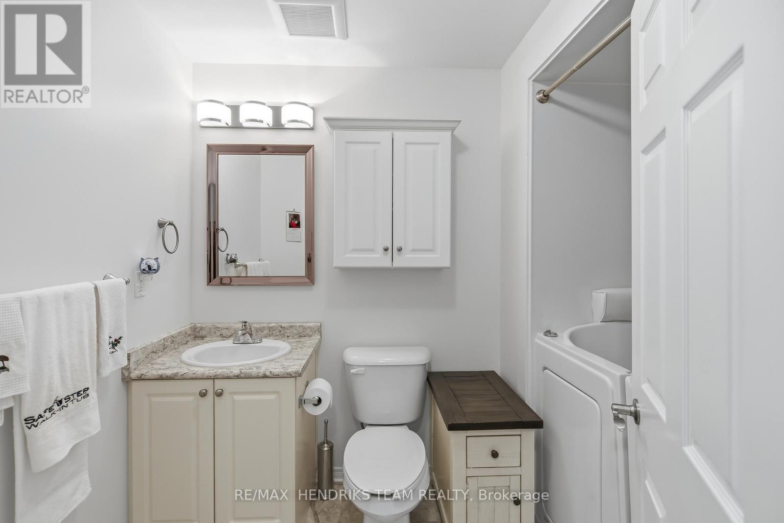 109 - 16 Sullivan Avenue, Thorold, Ontario  L2V 2Y2 - Photo 15 - X12727076