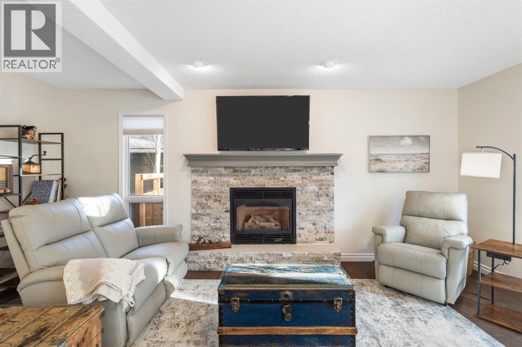 209 Hawkstone Drive Nw, Calgary, Alberta  T3G 3R1 - Photo 19 - A2278752