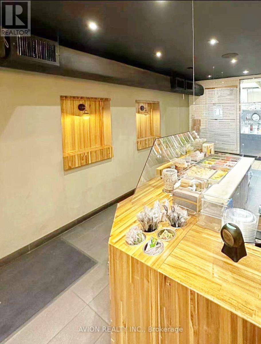 207 Dundas Street W, Toronto, Ontario  M5G 1C8 - Photo 2 - C12727072