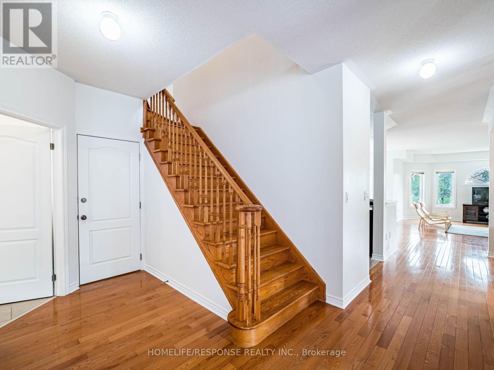 Upper - 7272 Milano Court, Mississauga, Ontario  L5W 0A2 - Photo 8 - W12672906