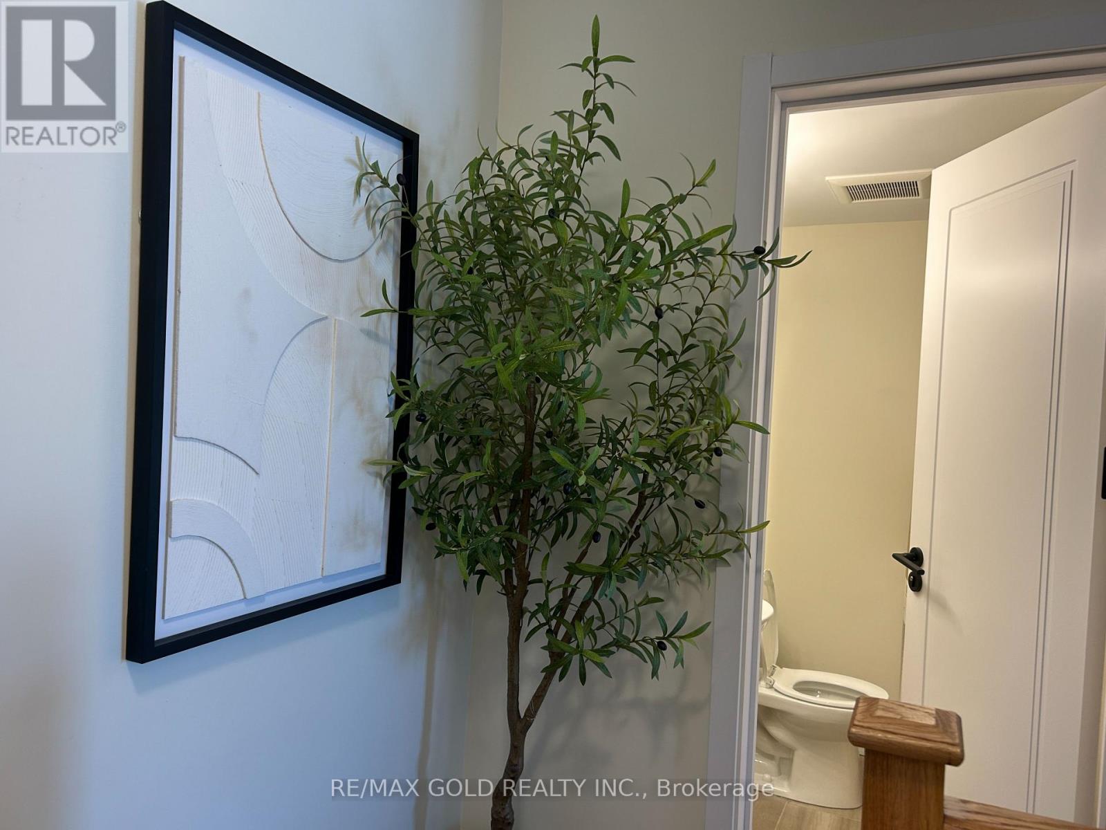 C57 - 370 Fisher Mills Road, Cambridge, Ontario  N3C 0G8 - Photo 5 - X12721448