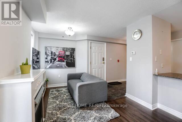 829 - 75 Weldrick Road E, Richmond Hill, Ontario  L4C 0H9 - Photo 11 - N12727068