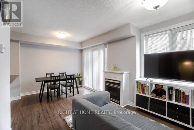 829 - 75 Weldrick Road E, Richmond Hill, Ontario  L4C 0H9 - Photo 13 - N12727068