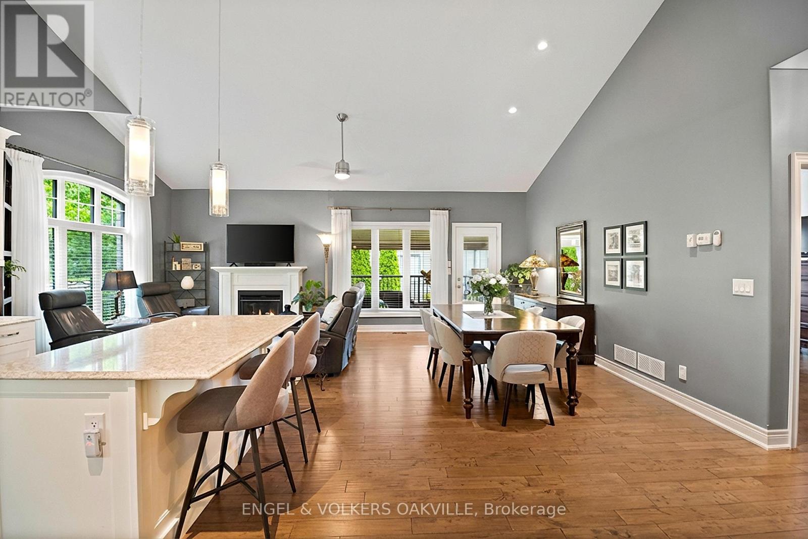 2 Sawmill Lane, Niagara-On-The-Lake, Ontario  L0S 1J1 - Photo 11 - X12715068