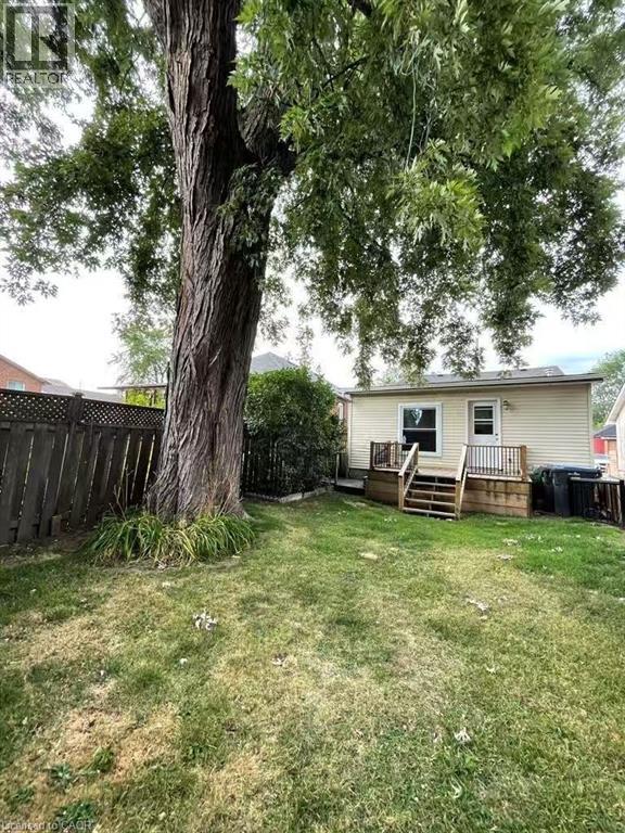 1048 Meredith Avenue, Mississauga, Ontario  L5E 2C7 - Photo 8 - 40800751