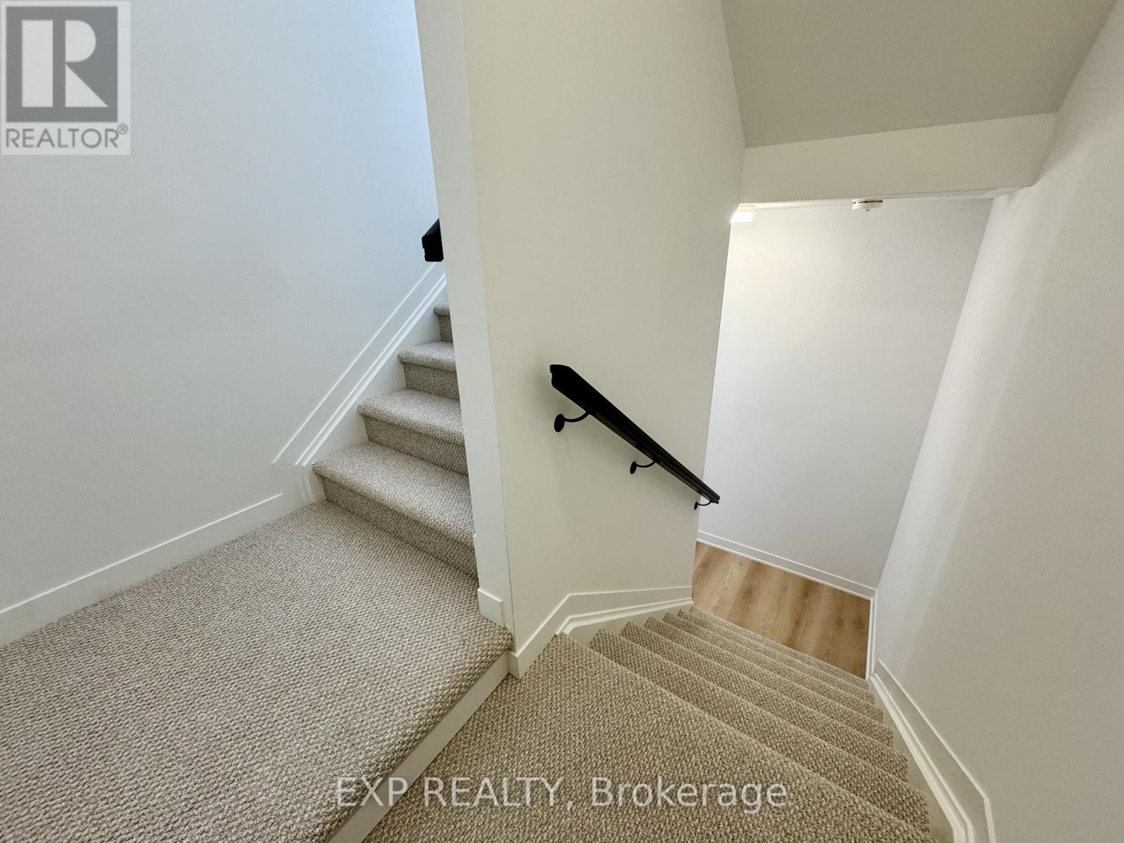 607 Bee Pollen Way, Ottawa, Ontario  K2W 0N9 - Photo 7 - X12669832