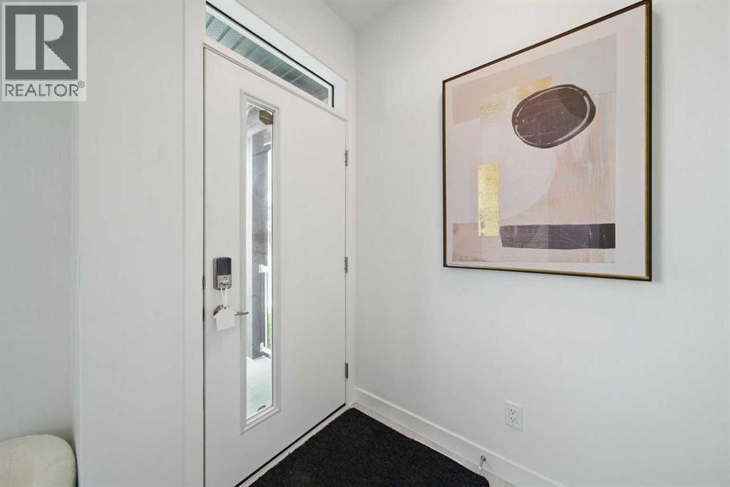 47 Edith Terrace Nw, Calgary, Alberta  T3R 1Z1 - Photo 4 - A2255935