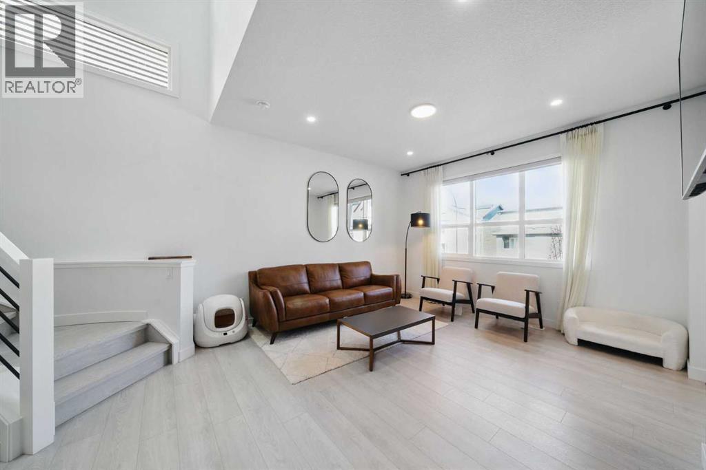 47 Edith Terrace Nw, Calgary, Alberta  T3R 1Z1 - Photo 7 - A2255935