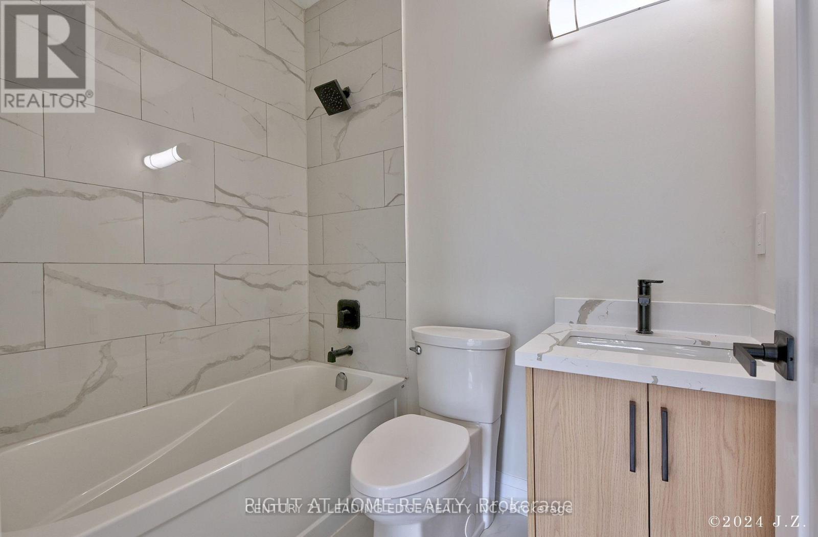 Unit #2 - 153 Macdonell Avenue W, Toronto, Ontario  M6R 2A4 - Photo 11 - W12727100