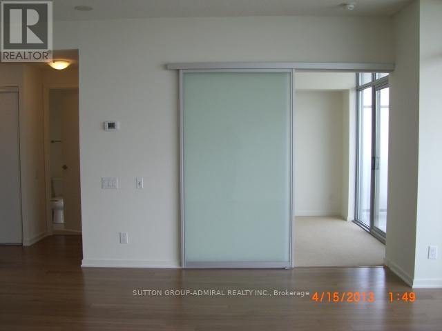 2216 - 105 The Queensway Way, Toronto, Ontario  M6S 5B5 - Photo 7 - W12727114