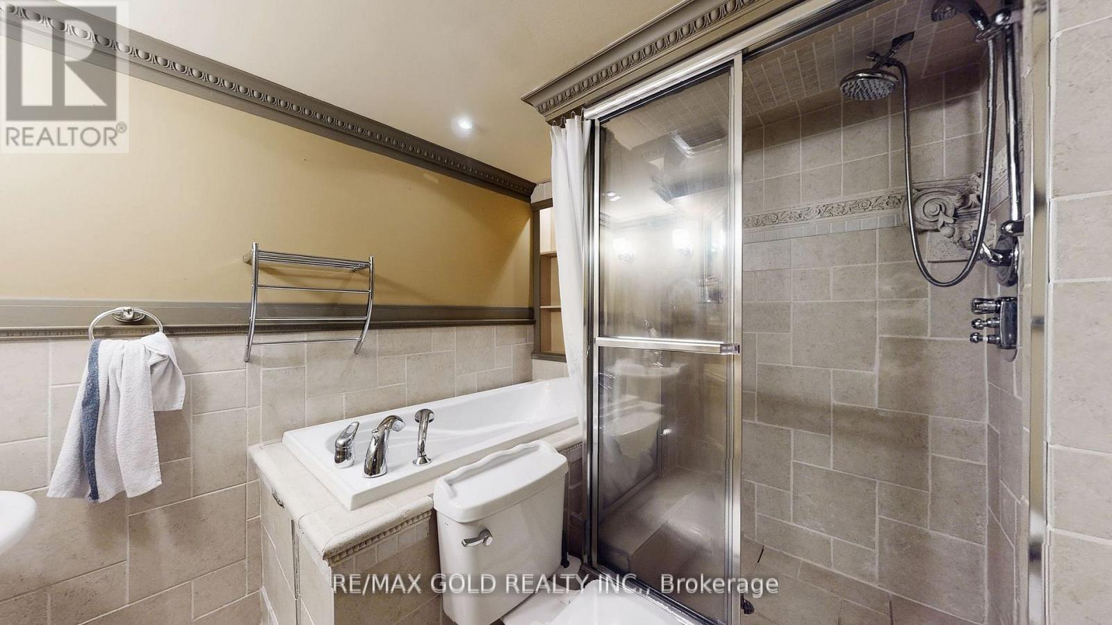 3 Hemlark Court, Brampton, Ontario  L6S 2B7 - Photo 21 - W12727118