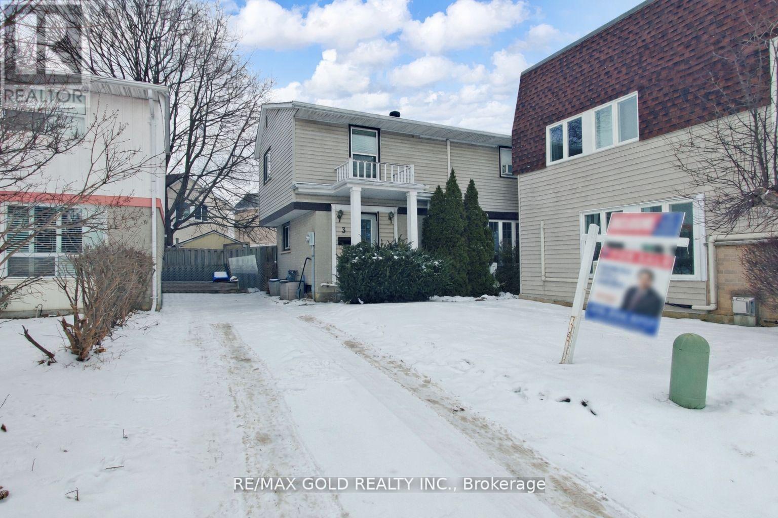 3 Hemlark Court, Brampton, Ontario  L6S 2B7 - Photo 3 - W12727118