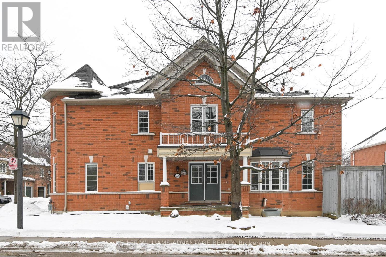 220 - 7360 ZINNIA PLACE, Mississauga, Ontario