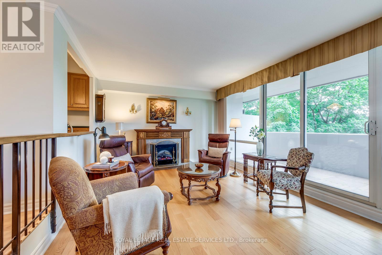 405 - 240 Scarlett Road, Toronto, Ontario  M6N 4X4 - Photo 14 - W12632148