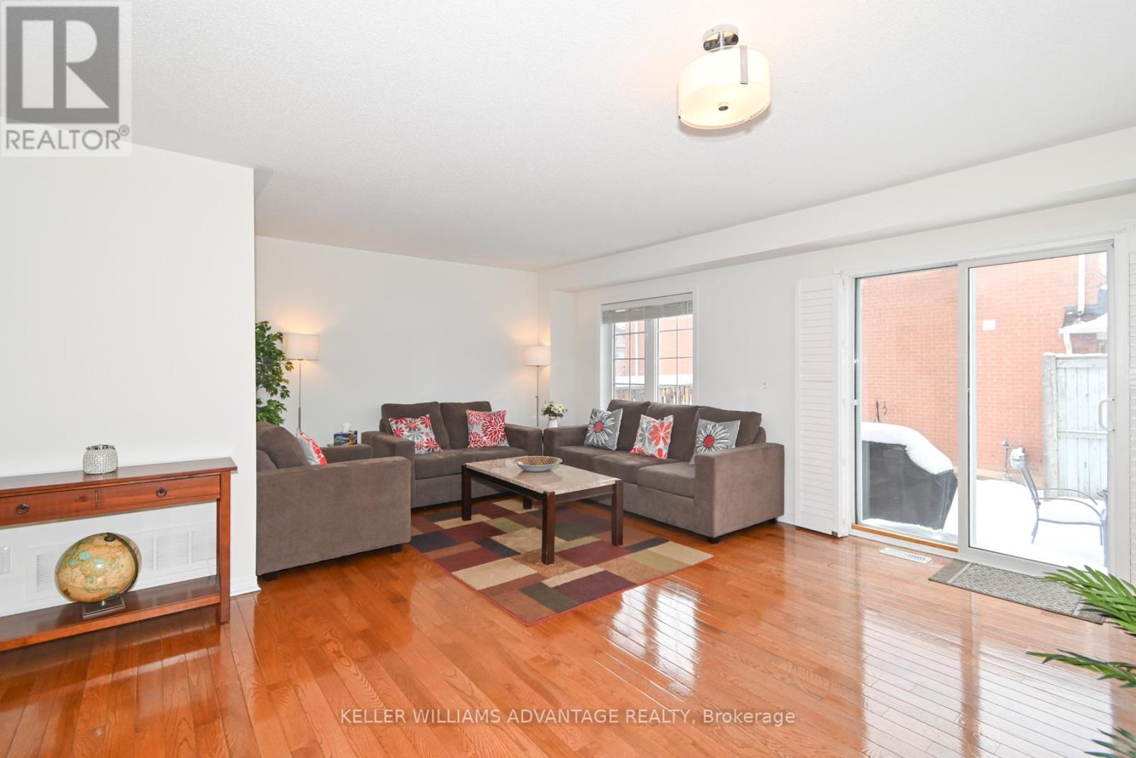 220 - 7360 Zinnia Place, Mississauga, Ontario  L5W 2A1 - Photo 6 - W12726822