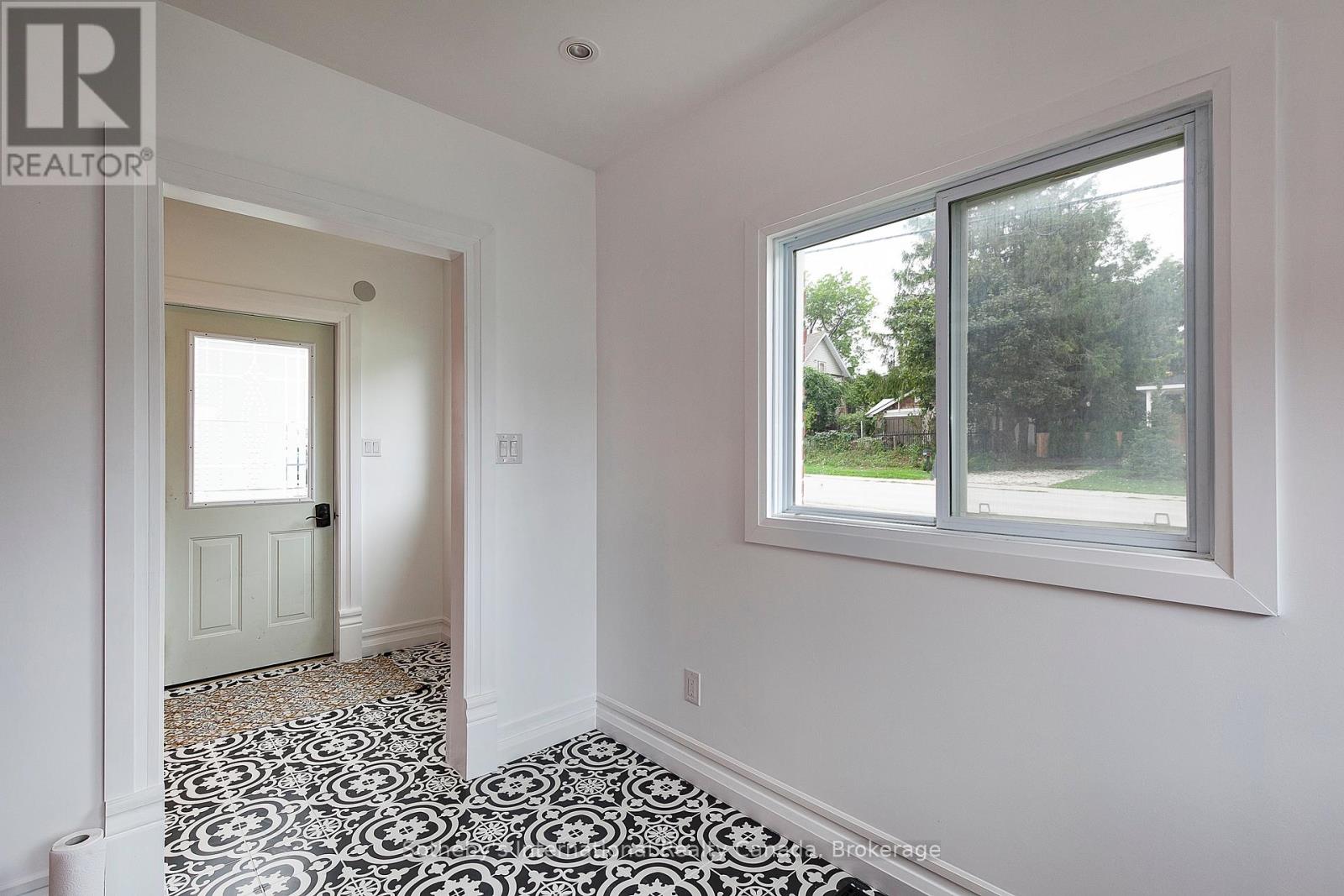 197 Peel Street, Collingwood, Ontario  L9Y 3V9 - Photo 4 - S12727188