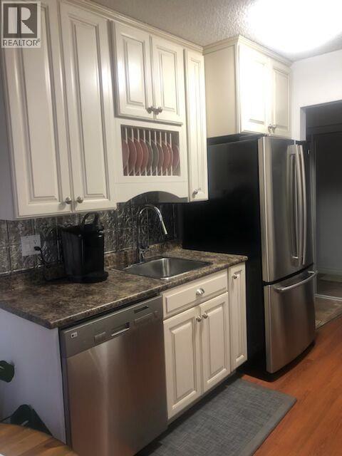 112 17th Avenue S Unit# 207, Cranbrook, British Columbia V1C 3A5 - Photo 3 - 10371025