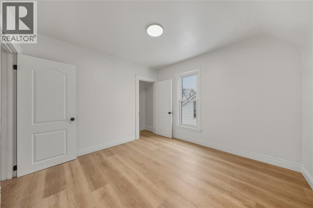 165 College Avenue Unit# Upper #3, Sarnia, Ontario  N7T 6B2 - Photo 7 - 26001347