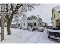 165 College AVENUE Unit# Upper #3, Sarnia, Ontario