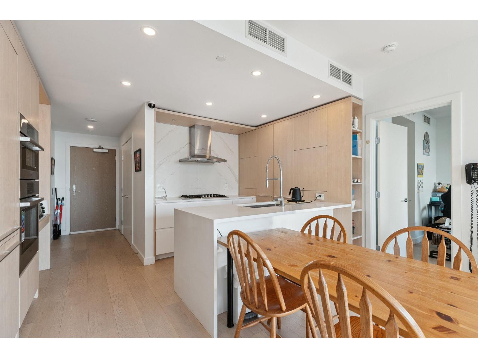 901 15165 Thrift Avenue, White Rock, British Columbia  V4B 0C1 - Photo 17 - R3077106