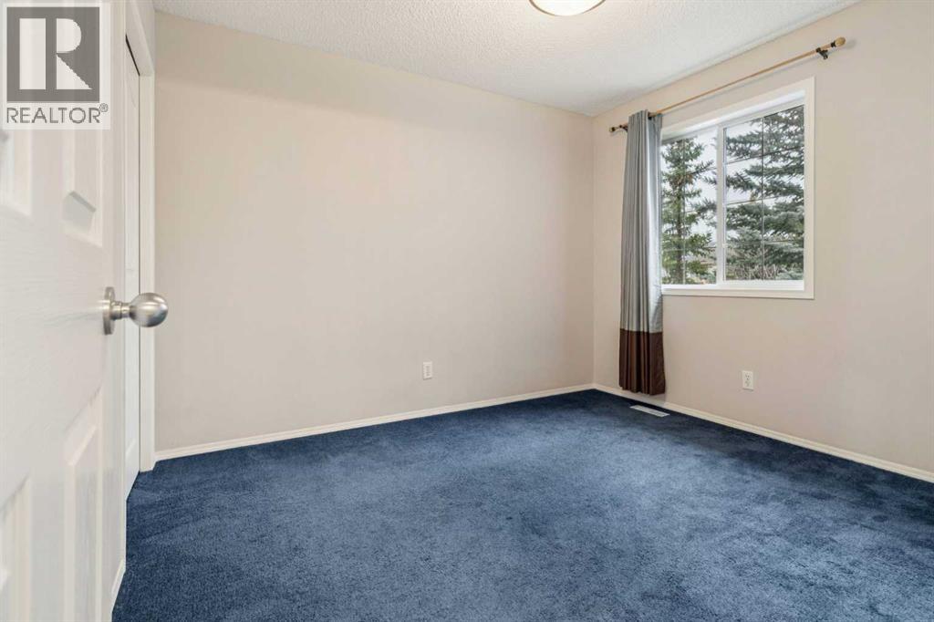 146 Everwillow Close Sw, Calgary, Alberta  T2Y 4G6 - Photo 33 - A2269572