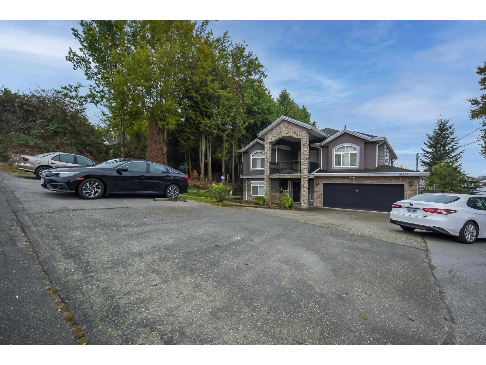 10229 122 Street, Surrey, British Columbia  V3V 4N1 - Photo 2 - R3082753