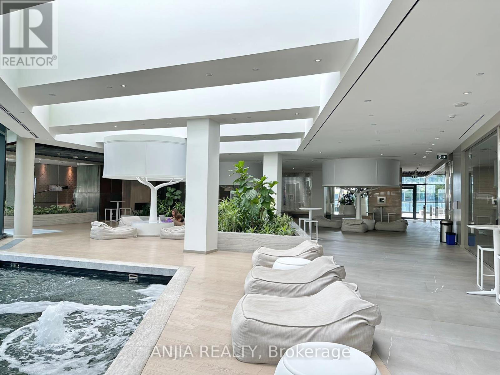 4707 - 100 Harbour Street, Toronto, Ontario  M5J 0B5 - Photo 3 - C12727132