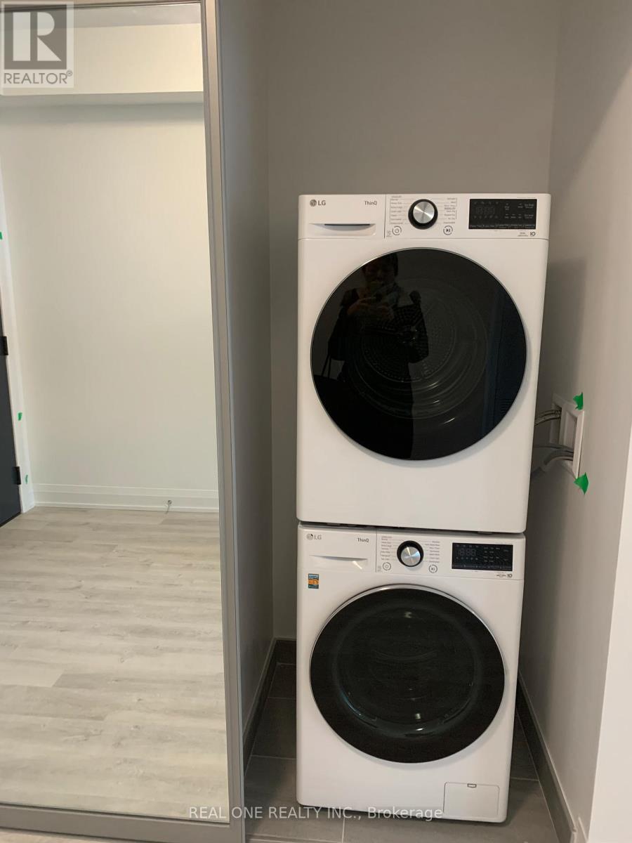 1706 - 65 Broadway Avenue, Toronto, Ontario  M4P 1T9 - Photo 11 - C12727136