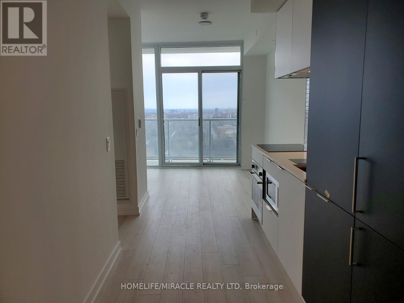 2411 - 33 Helendale Avenue, Toronto, Ontario  M4R 0A4 - Photo 2 - C12727162