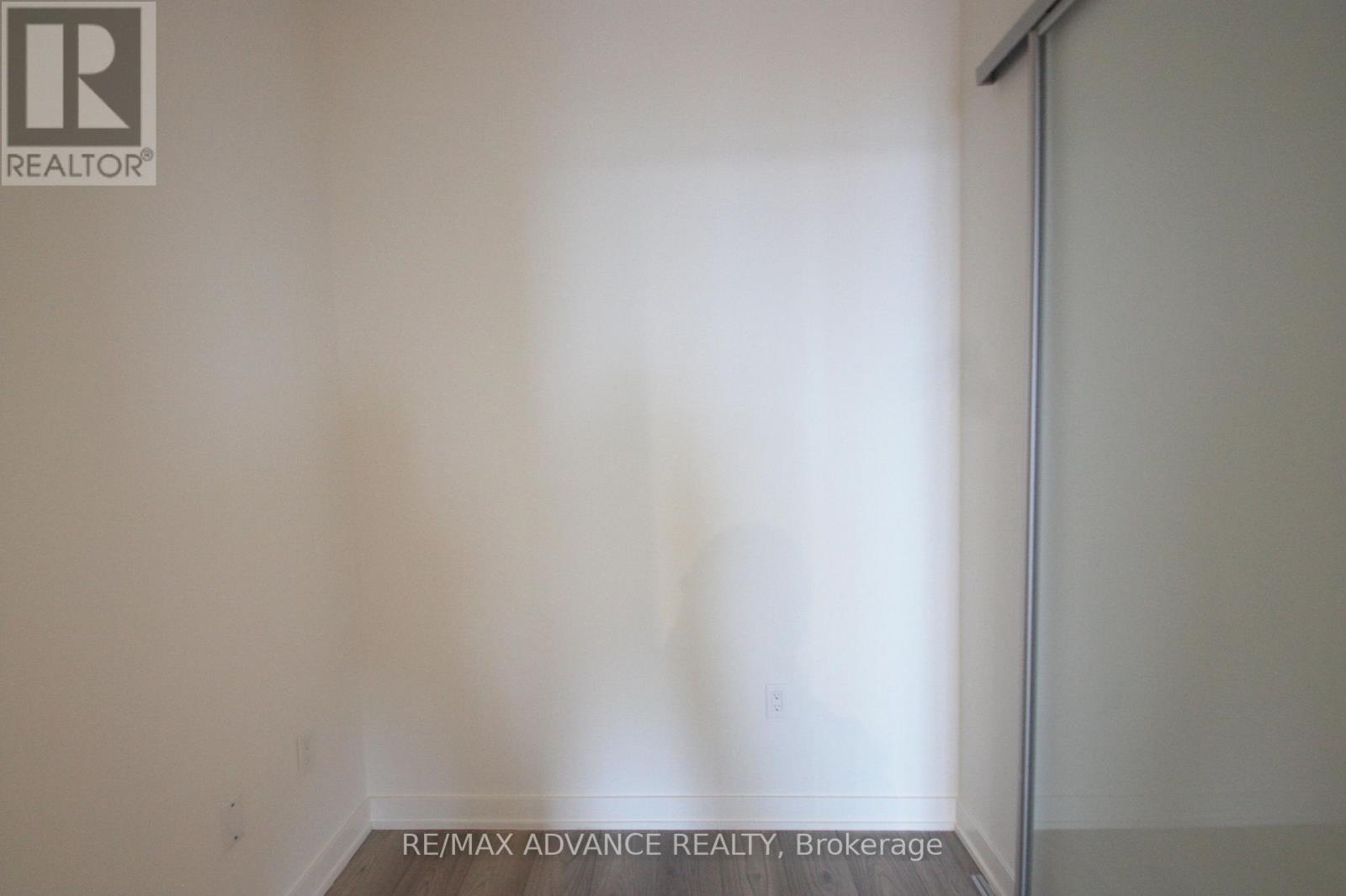 2410 - 110 Broadway Avenue, Toronto, Ontario  M4P 1V7 - Photo 18 - C12727190