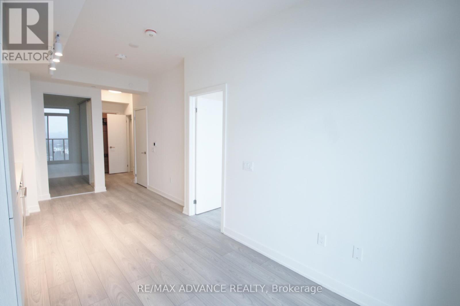 2410 - 110 Broadway Avenue, Toronto, Ontario  M4P 1V7 - Photo 6 - C12727190