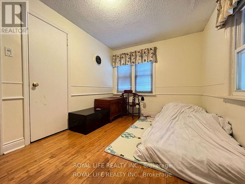 33 AGINCOURT DRIVE, Toronto, Ontario