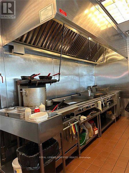 224 Ritson Road N, Oshawa, Ontario  L1G 1Z7 - Photo 10 - E12727186