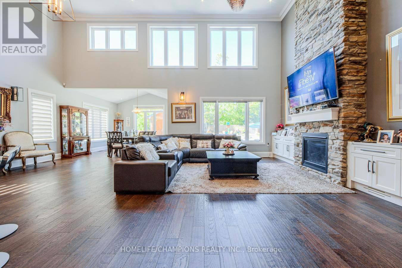 276 Sunnybrae Avenue, Innisfil, Ontario  L9S 1E5 - Photo 7 - N12492626