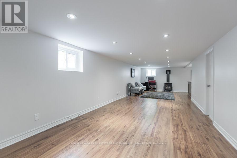 96 Albert Avenue, Toronto, Ontario  M8V 2L7 - Photo 10 - W12727138