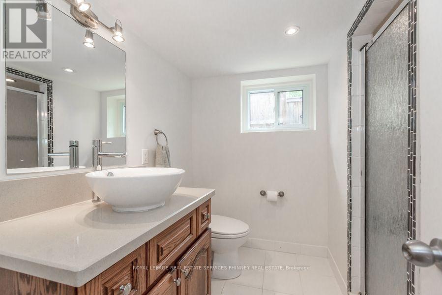 96 Albert Avenue, Toronto, Ontario  M8V 2L7 - Photo 11 - W12727138