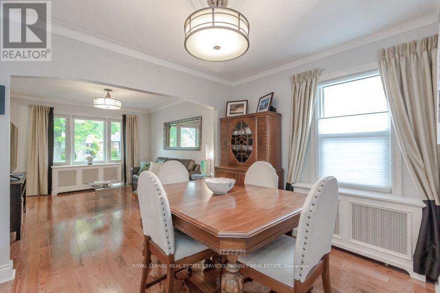 96 Albert Avenue, Toronto, Ontario  M8V 2L7 - Photo 3 - W12727138