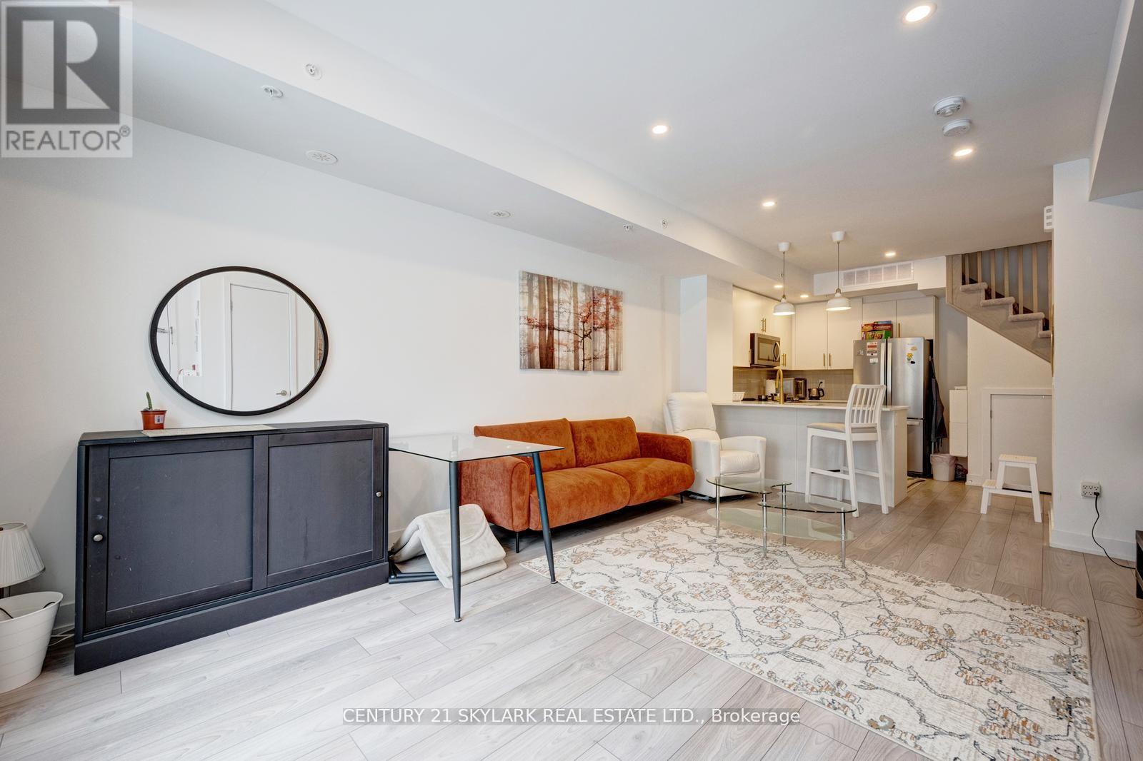 16 - 3483 Widdecombe Way, Mississauga, Ontario  L5L 0B8 - Photo 9 - W12727142