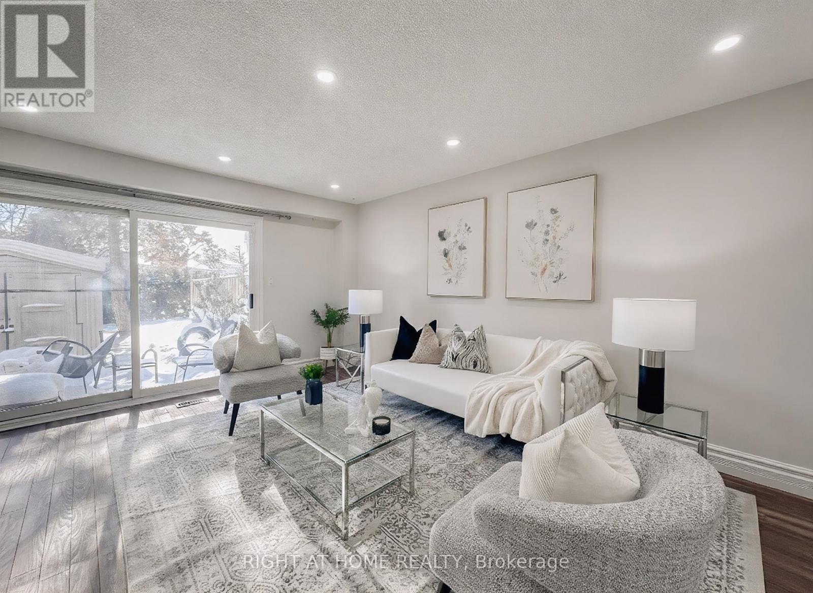 24 - 561 Childs Drive, Milton, Ontario  L9T 3Z1 - Photo 9 - W12727148